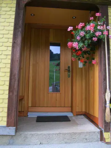 eingang_rhyner_4.jpg