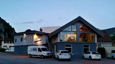 hae_werkstatt_aussen.jpg