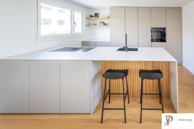 Küchenansicht mit Lamellen