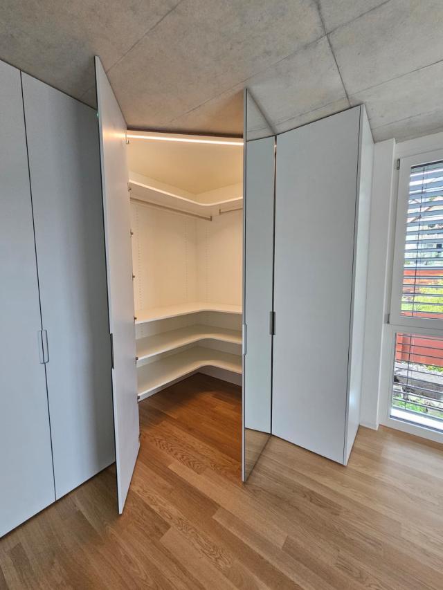 Einbauschrank mit Beleuchtung