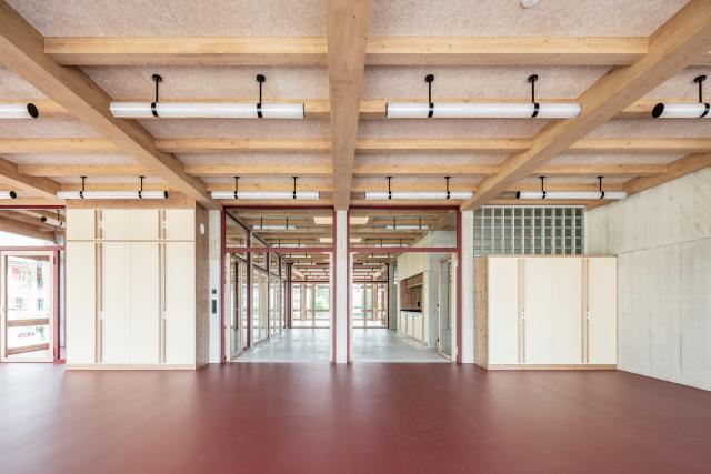 Schulhaus Mösli, Schränke und Verglasung