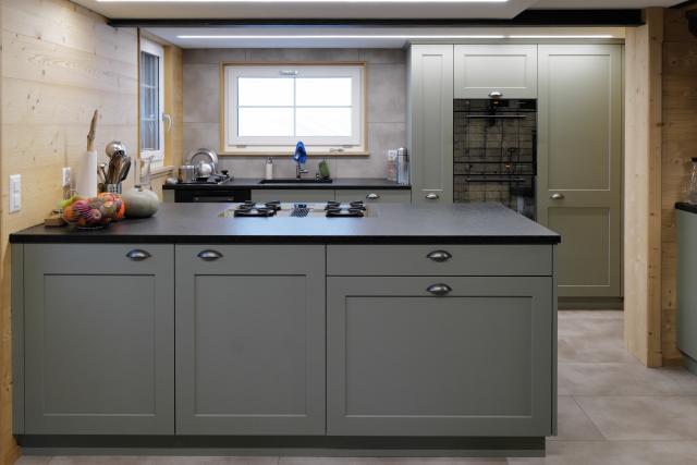 Kücheninsel mit Gaskochfeld 