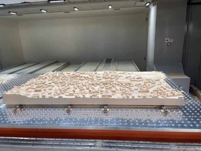 Architekturmodell aus einem Block