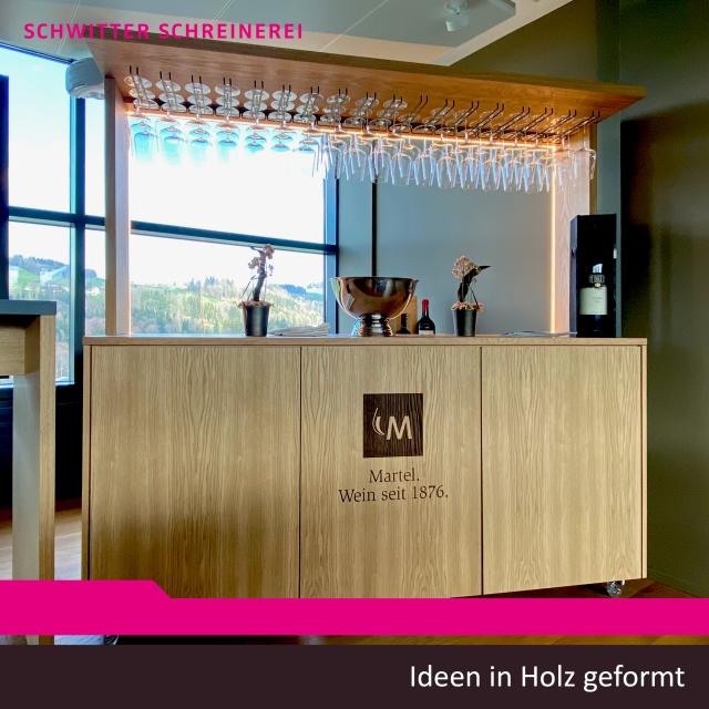 Weinkonsole Loge Fussballstadion