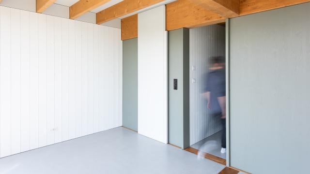 Schreinerarbeiten Neubau REFH Schiebetüre