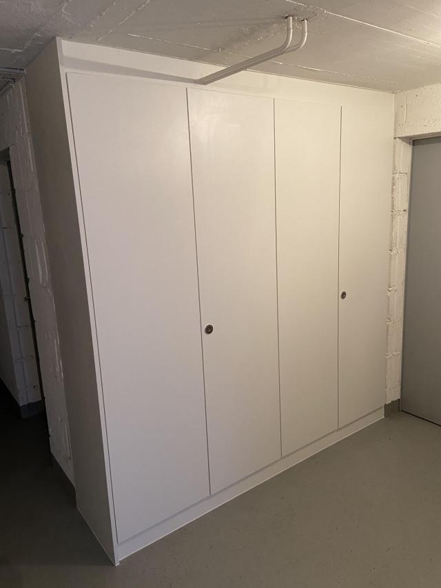 Brandschutzschrank geschlossen. 