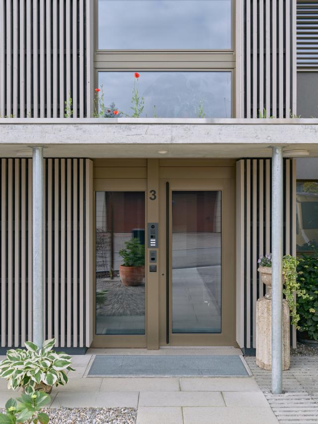 Hauri AG Staffelbach Türe Neubau Generationenhaus